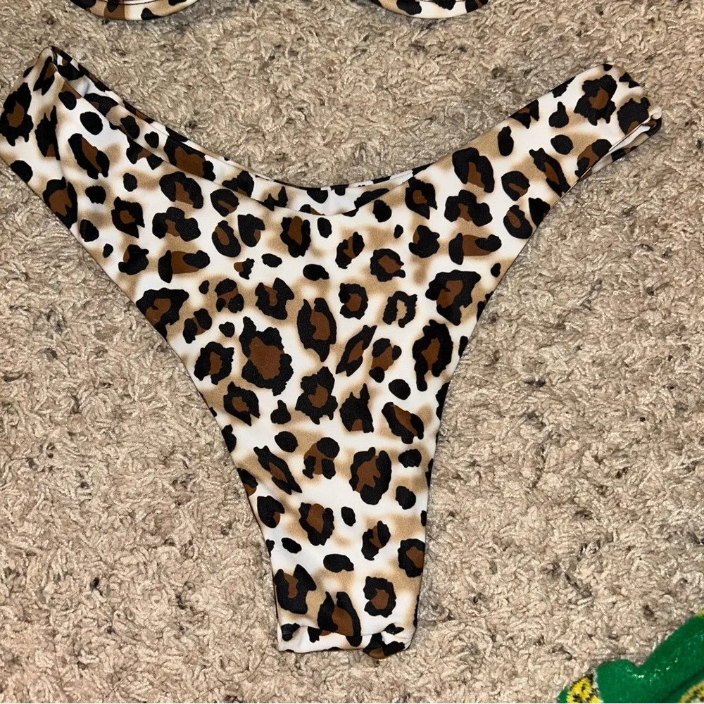 Leopard Print Bikini Set - Picture 6 of 7